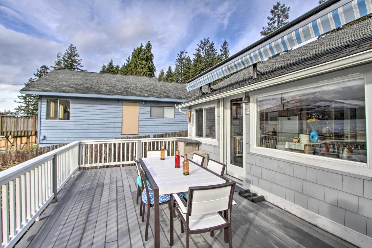 Idyllic Waterfront Cottage With Beach And Sunset Views Port Townsend Exteriör bild
